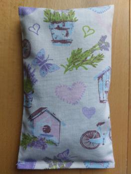 Laven­del­kissen mit Blume